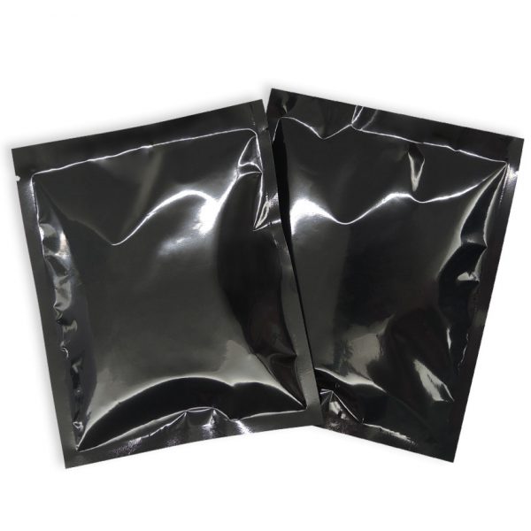 60g Flat Pouches in Gloss Black
