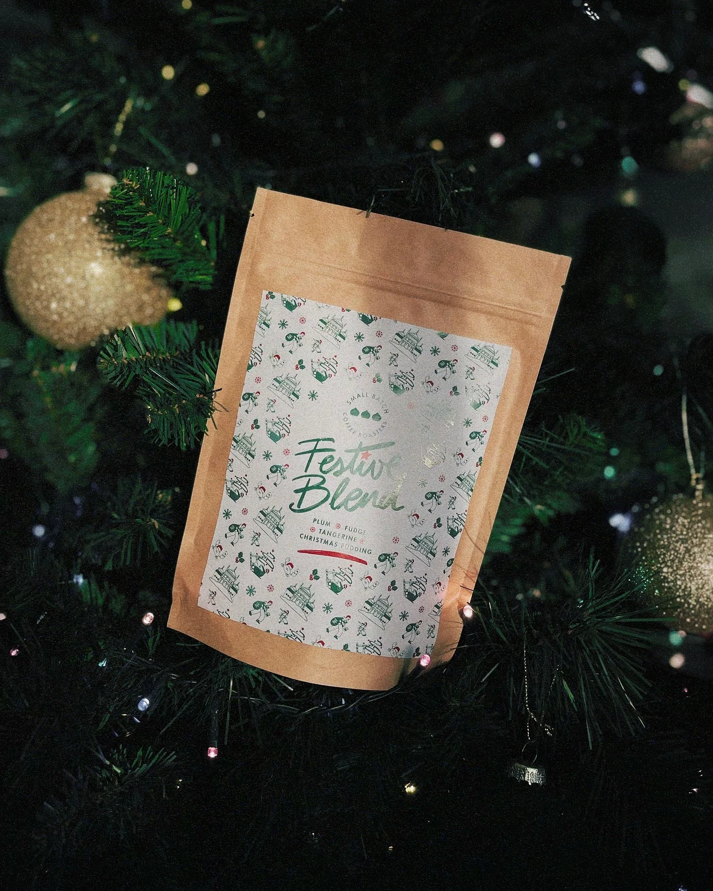 Natural kraft stock packaging pouch with a big Christmas sticker